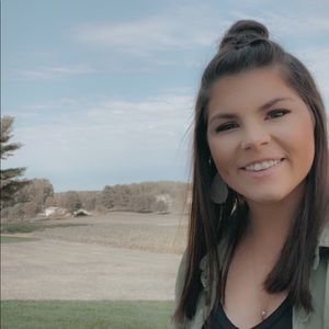 Meet your Posher, Sarah